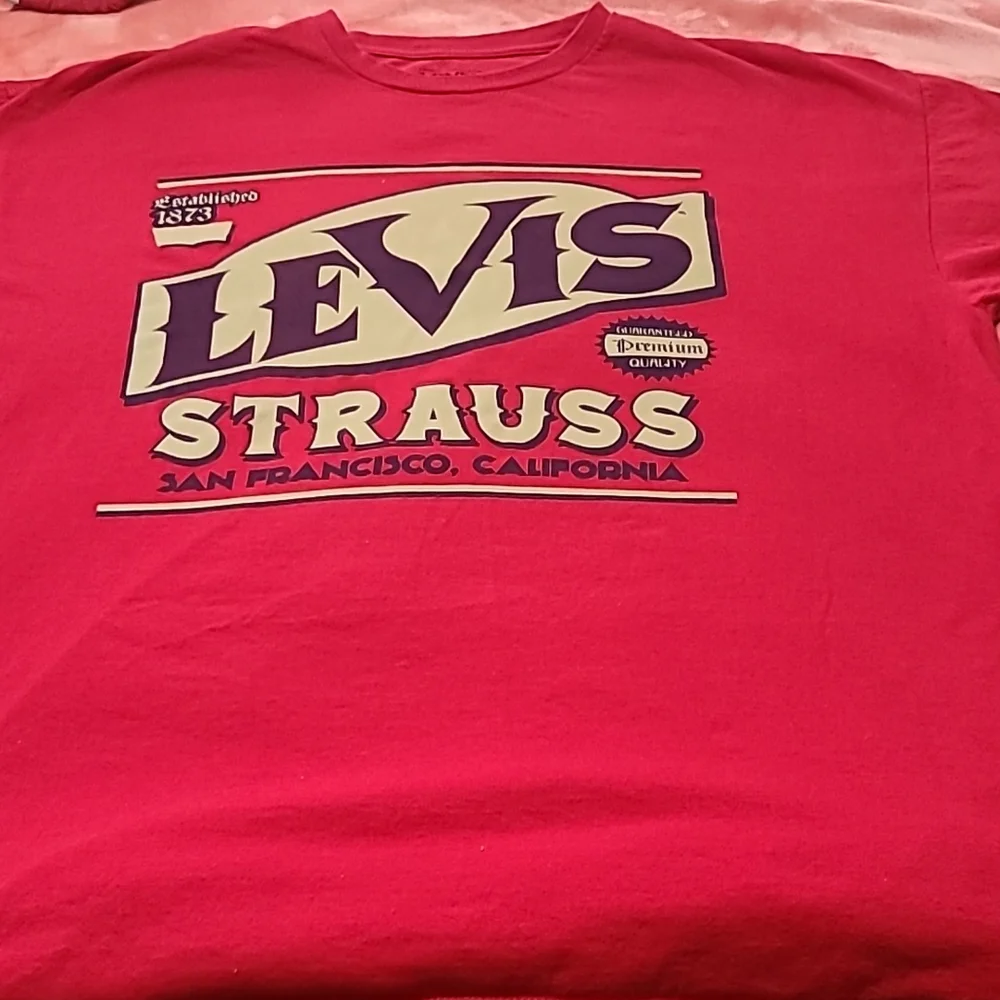Men's Levis Shirt